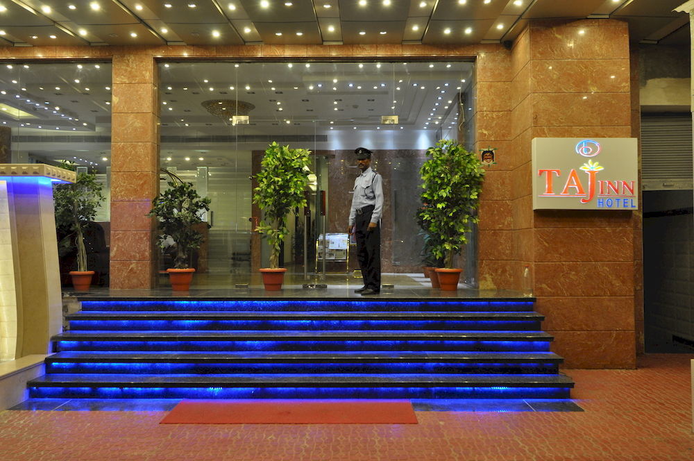 Taj Inn Hotel Агра Экстерьер фото